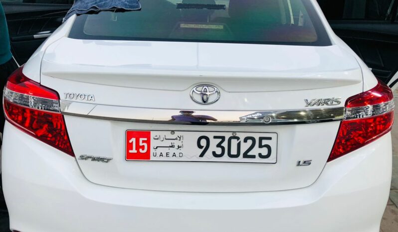 
								2014 TOYOTA YARIS full									
