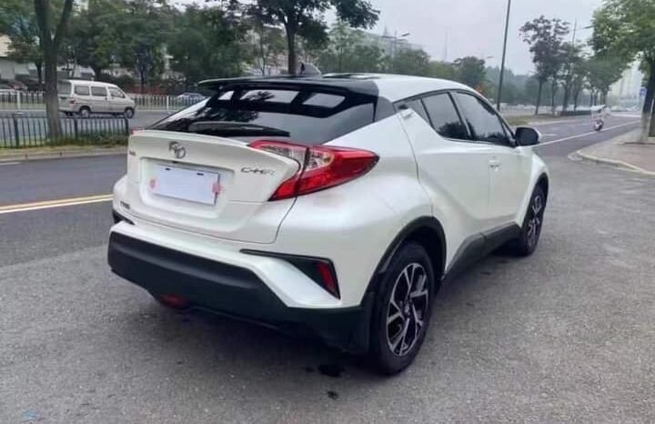 
								2019 TOYOTA CHR 2.0 full									