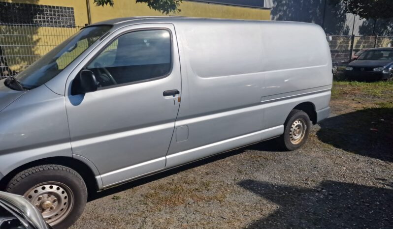 
								2007 Toyota Hiace D4D full									