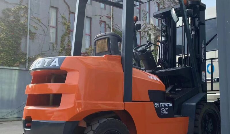 
								TOYOTA FORKLIFT DIESEL full									