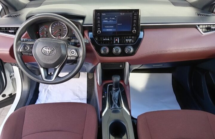 
								2022 Toyota Corolla Cross XL full									
