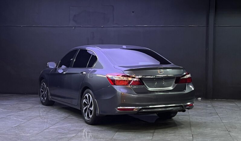 
								2017 Honda Accord EX full									