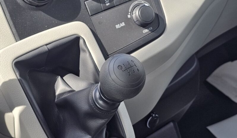 
								2025 Toyota Hiace Diesel engine full									