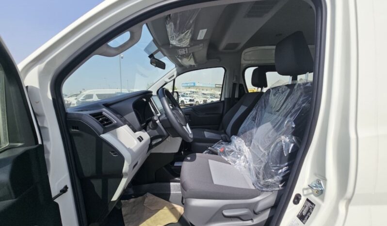 
								2025 Toyota Hiace Diesel engine full									