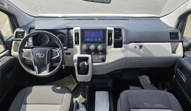 
								2025 Toyota Hiace Diesel engine full									