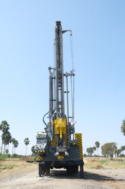 
										MAN Drilling Rig Water truck full									