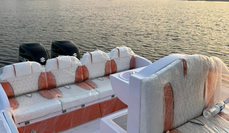 
								Fishing Boat 38 Feet/ Suzuki 300 HP full									